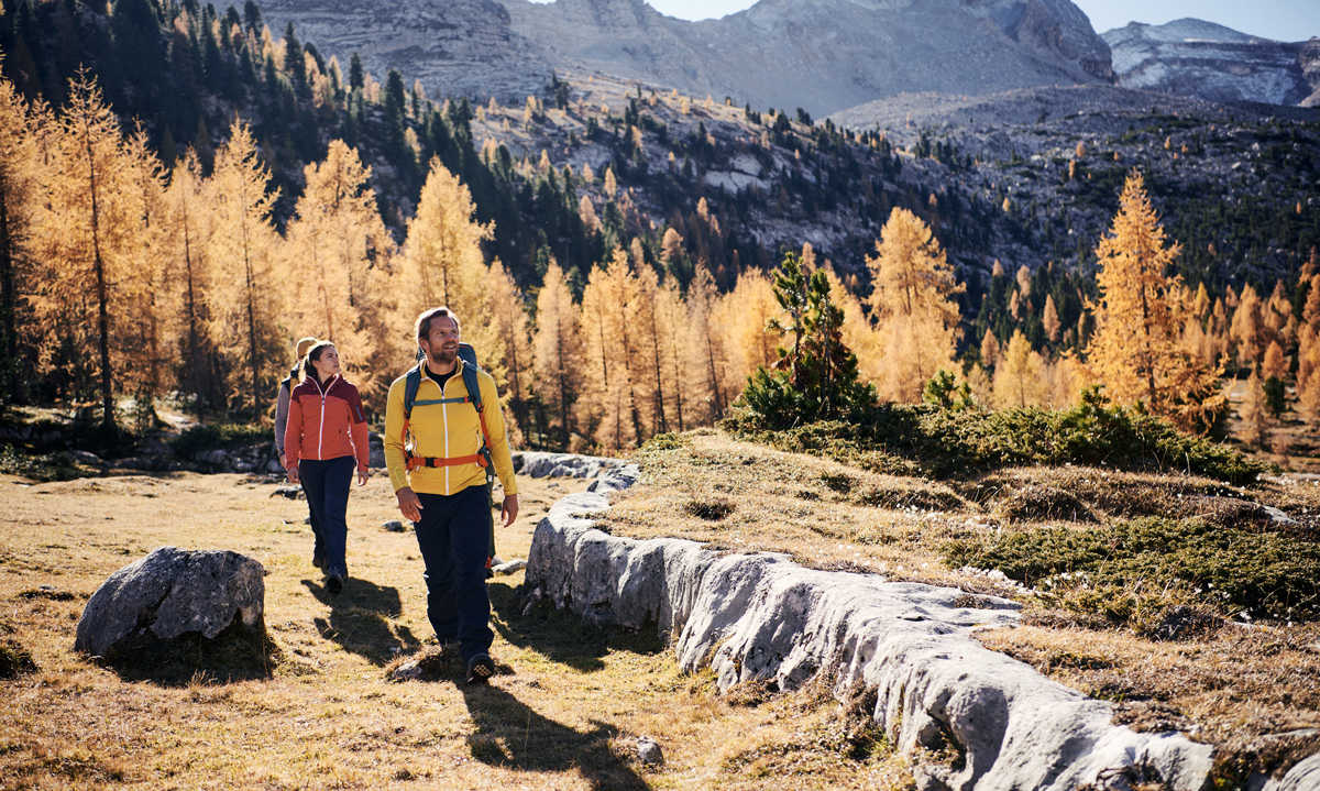 hiking autumn 