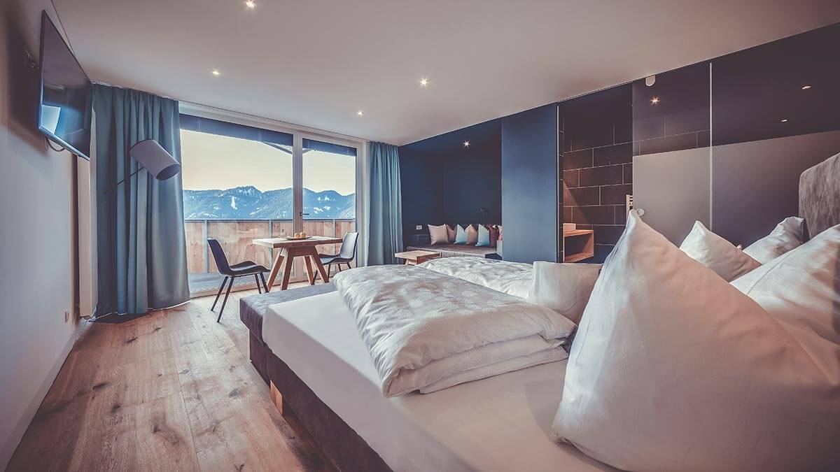 Doppelbett der ChaletSuite view